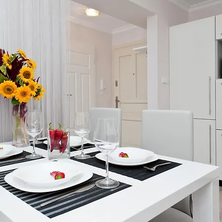 Echodom Pilsudskiego 11 Duo Apartamento Cracóvia