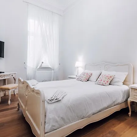 Echodom Pilsudskiego 11 Duo Apartman